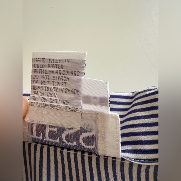 TESS-Vintage-Classic-Blue and White Stripe-Button Down-Blouse-100%-Silk-M - Picture 3 of 14